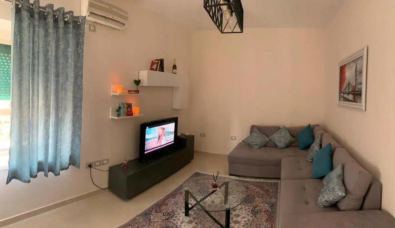 Accommodatie bij particulieren Malsi'S, Private Room With Shared Bathroom And Kitchen Tirana